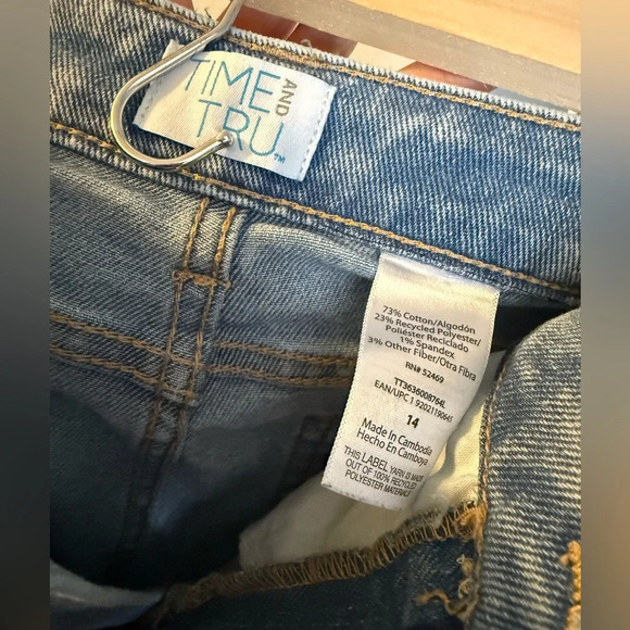 Classic Blue Women's Straight Leg Jeans Time and Try size 14 - Picture 2 of 3